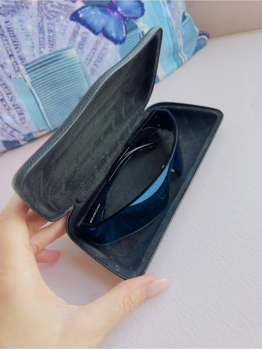 Balenciaga Rimless Shield Sunglasses in Blue - Picture 4 of 5
